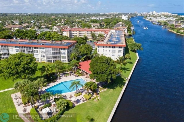 3 of 40 - 3050 Ne 48th Ct 405, Lighthouse Point, FL