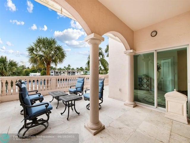 4 of 38 - 25 Hendricks Isle 203, Fort Lauderdale, FL