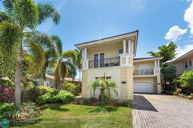 1 of 18 - 1400 Ne 24 St. 1400, Wilton Manors, FL