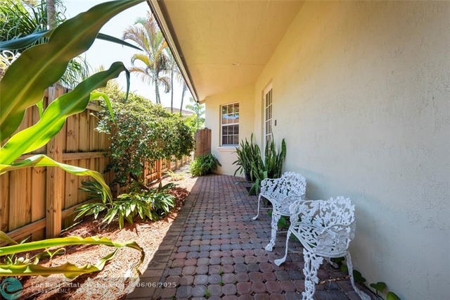 2 of 18 - 1400 Ne 24 St. 1400, Wilton Manors, FL