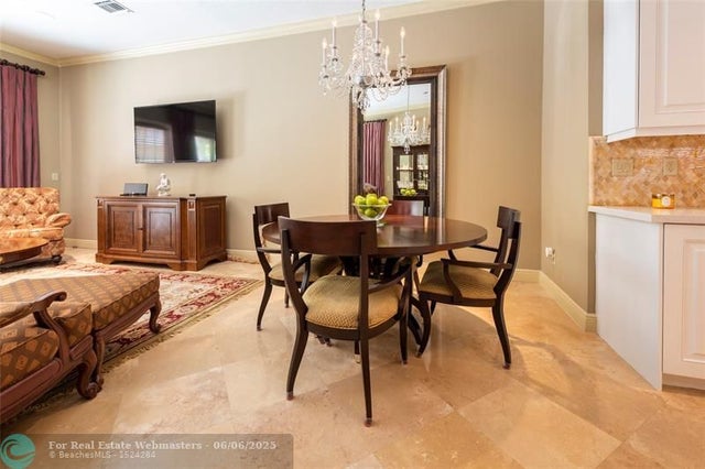 5 of 18 - 1400 Ne 24 St. 1400, Wilton Manors, FL