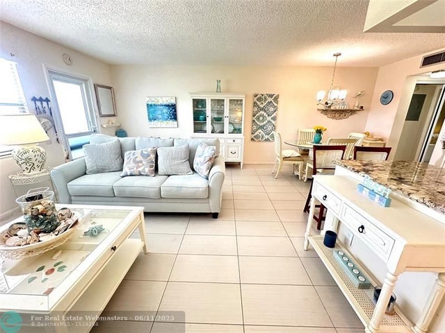 5 of 61 - 3007 Islewood D 3007, Deerfield Beach, FL