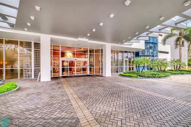 5 of 45 - 6301 Collins Ave 1007, Miami Beach, FL