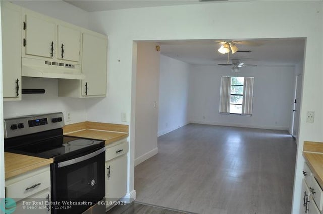 3 of 5 - 4306 Royal Banyan Way C-9, Lake Worth, FL