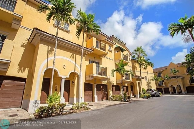 2 of 36 - 2536 Sw 14th Ave 1103, Fort Lauderdale, FL