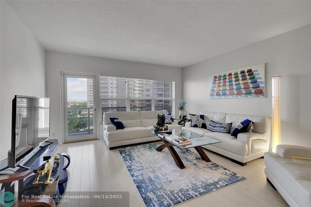 4 of 35 - 3550 Galt Ocean Dr 608, Fort Lauderdale, FL