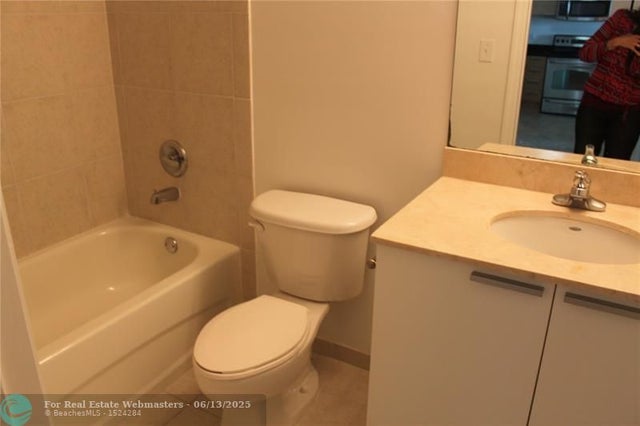 5 of 16 - 140 S Dixie Hy 525, Hollywood, FL