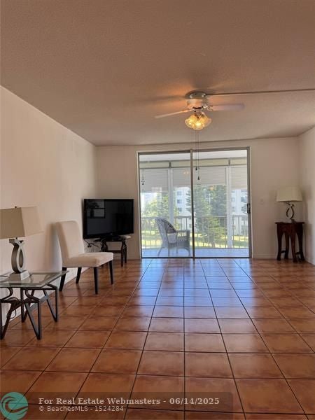 3 of 28 - 2859 Leonard Dr G414, Aventura, FL