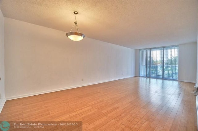 5 of 16 - 19390 Collins Ave 212, Sunny Isles Beach, FL