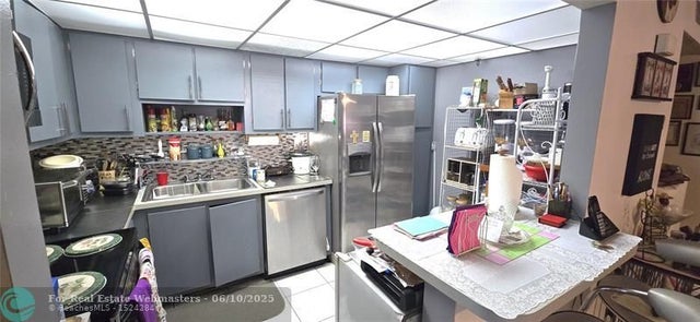 3 of 39 - 20840 San Simeon Way 309, Miami, FL