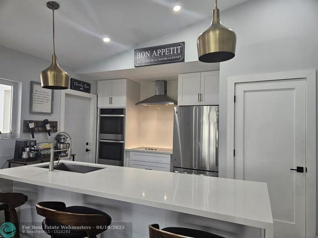 4 of 20 - 16218 Sw 100th Ter 16218, Miami, FL