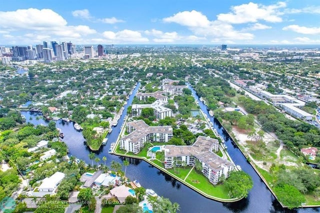 1 of 29 - 1000 River Reach Dr 215, Fort Lauderdale, FL