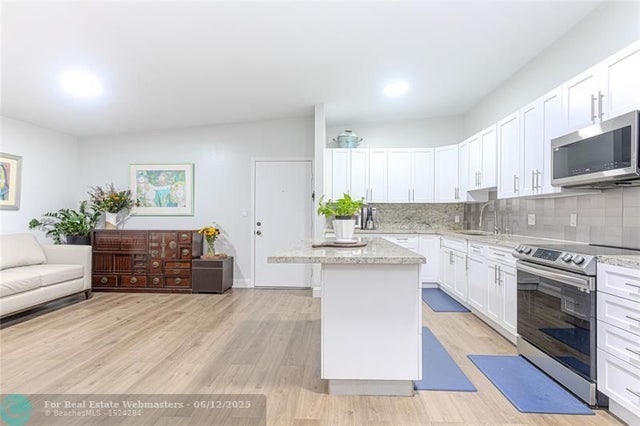 1 of 25 - 10675 W Clairmont Cir 202, Fort Lauderdale, FL