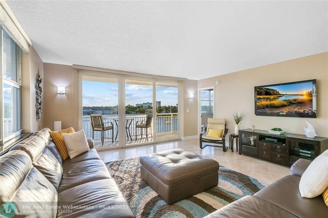 3 of 43 - 511 Bayshore Dr 501, Fort Lauderdale, FL
