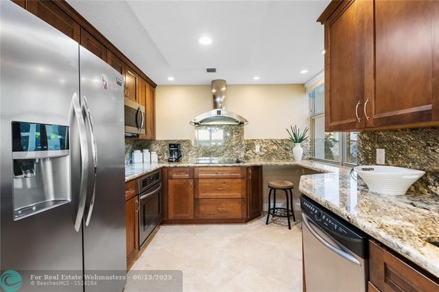 5 of 43 - 511 Bayshore Dr 501, Fort Lauderdale, FL