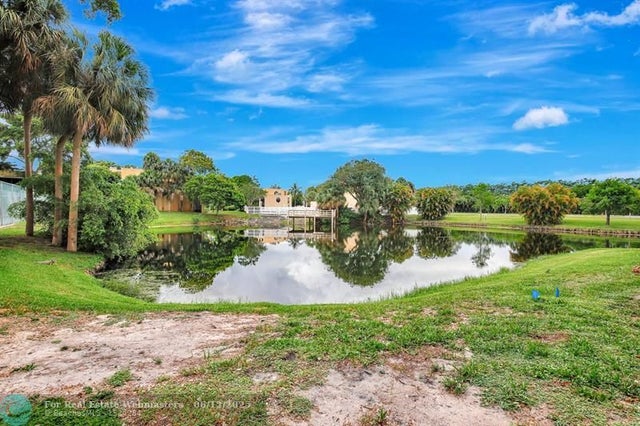 5 of 44 - 2821 Sw 87th Ave 811, Davie, FL