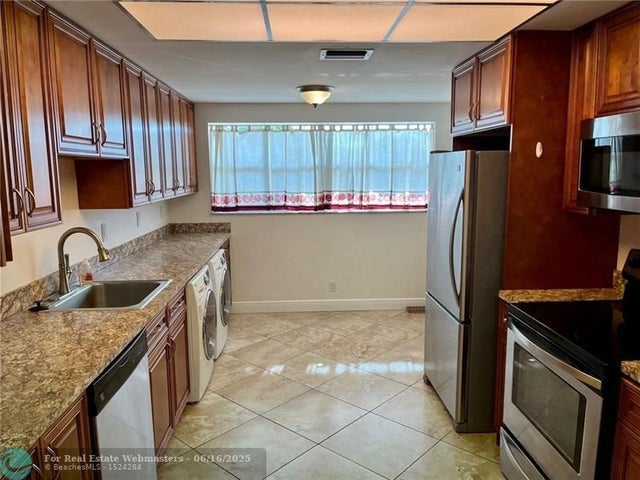 3 of 19 - 2500 Coral Springs Dr 209, Coral Springs, FL
