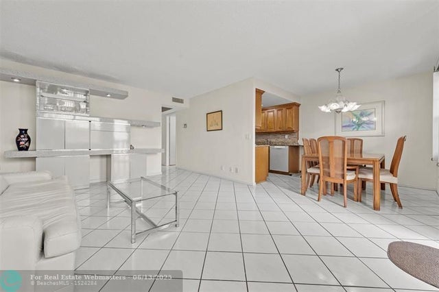 4 of 26 - 3082 Exeter 3082, Boca Raton, FL