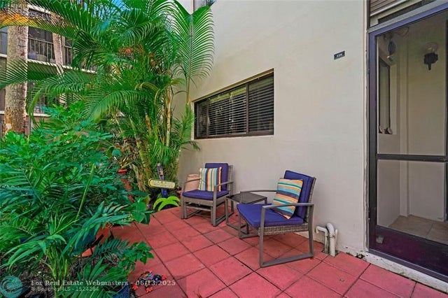 4 of 47 - 5100 Las Verdes Cir 114, Delray Beach, FL