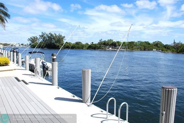 3 of 48 - 1160 N Federal Hwy 623, Fort Lauderdale, FL