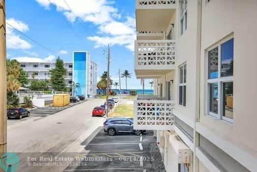 5 of 11 - 1901 S Ocean Dr 202, Hollywood, FL