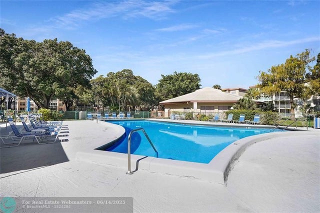 3 of 43 - 2650 Nw 49th Ave 320, Lauderdale Lakes, FL