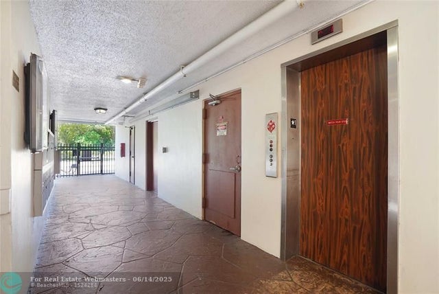 5 of 43 - 2650 Nw 49th Ave 320, Lauderdale Lakes, FL