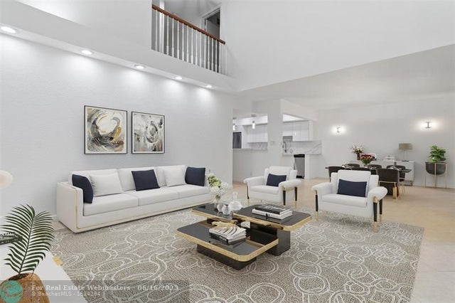 2 of 32 - 2305 Saint Andrews Rd 129, Hollywood, FL