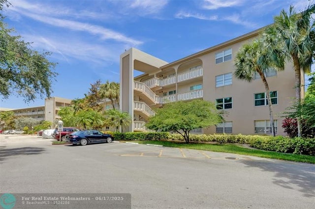 1 of 35 - 3003 Portofino Isle O1, Coconut Creek, FL