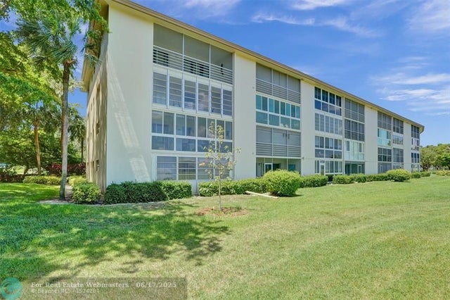 3 of 35 - 3003 Portofino Isle O1, Coconut Creek, FL