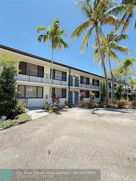 2 of 28 - 1901 N Andrews 220, Fort Lauderdale, FL