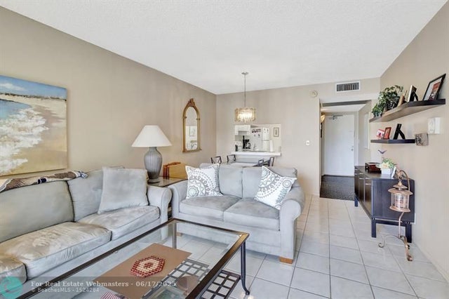 3 of 23 - 9311 Orange Grove Dr 210, Davie, FL