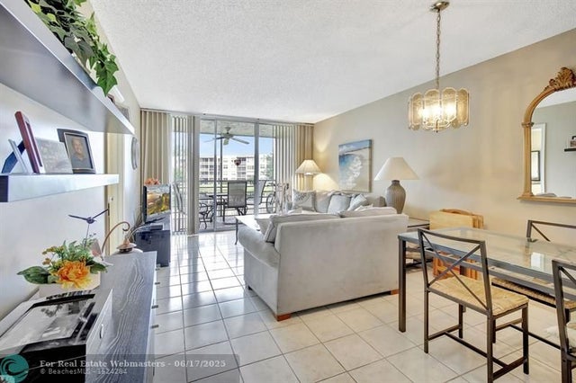5 of 23 - 9311 Orange Grove Dr 210, Davie, FL