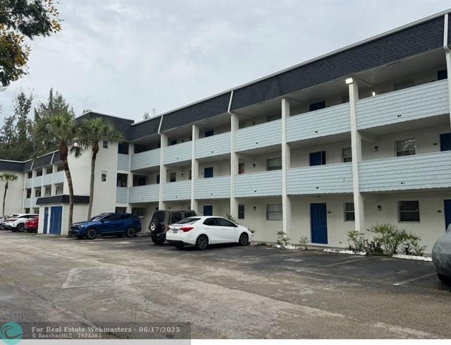 1 of 15 - 5080 Sw 64th Ave 202, Davie, FL