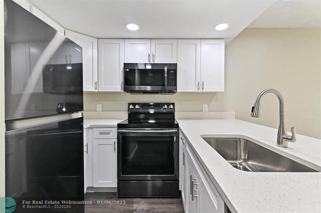 1 of 15 - 3450 Ne 13th Ave, Fort Lauderdale, FL