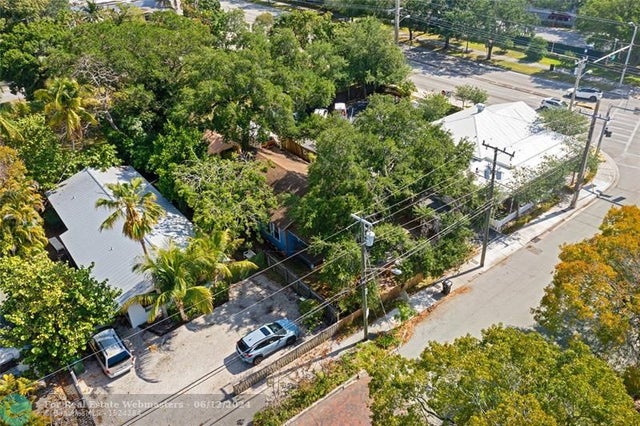 2 of 14 - 715 W Las Olas Blvd #1-2, Fort Lauderdale, FL