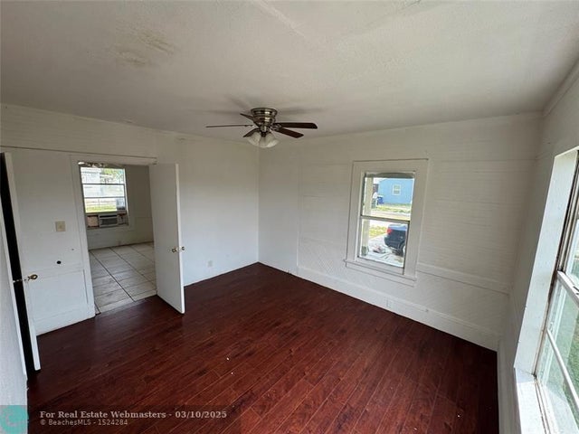 3 of 13 - 201 N 17th St, Fort Pierce, FL