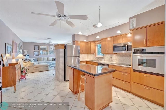 2 of 55 - 5140 Ne 17th Ter, Fort Lauderdale, FL