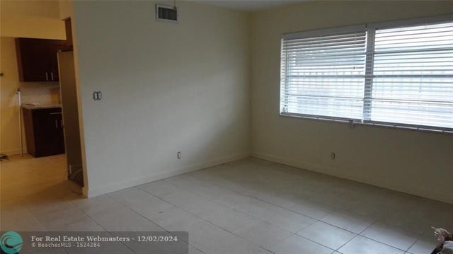 5 of 10 - 1215 Ne 18th Ave, Fort Lauderdale, FL