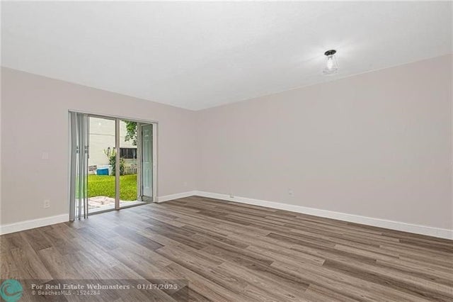 3 of 25 - 11500-11506 Nw 43rd Ct, Coral Springs, FL