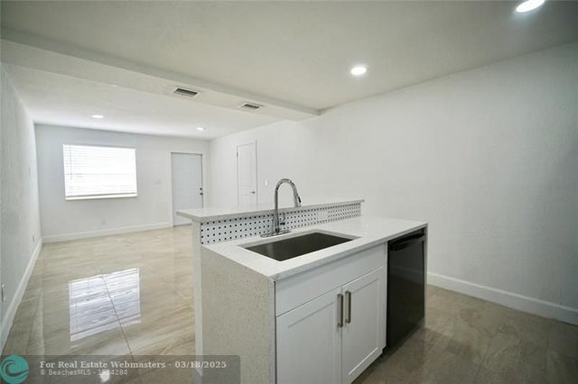 2 of 26 - 2205 A E Isaacs Ave, West Palm Beach, FL