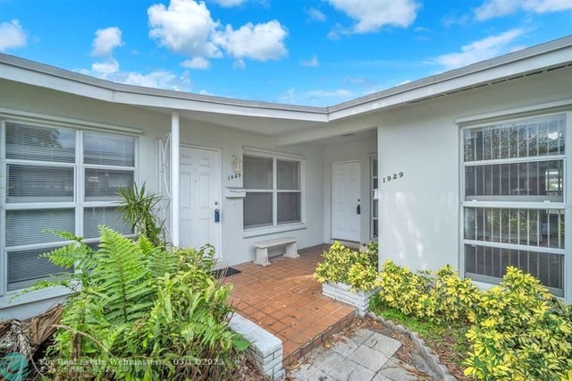2 of 33 - 1925 Ne 26th St, Wilton Manors, FL
