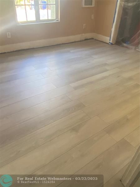 3 of 19 - 825 W Las Olas Blvd, Fort Lauderdale, FL