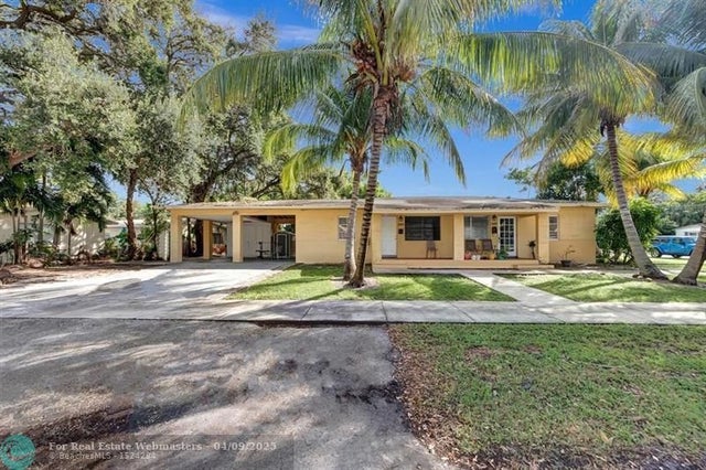 1 of 45 - 246 W Park Drive, Fort Lauderdale, FL