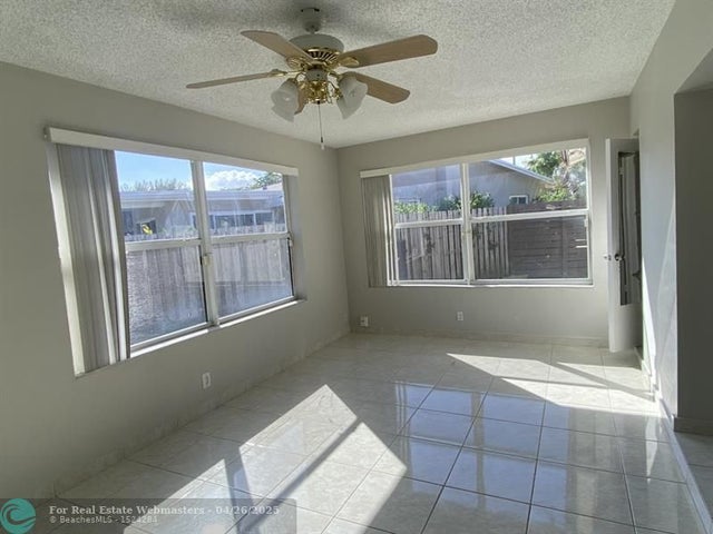 4 of 32 - 2700 Ne 57th St, Fort Lauderdale, FL