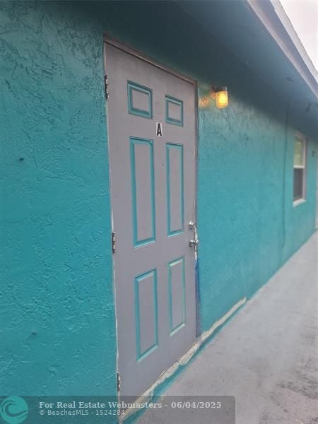 3 of 12 - 1026 Nw 8th Ave, Fort Lauderdale, FL