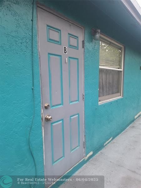 4 of 12 - 1026 Nw 8th Ave, Fort Lauderdale, FL