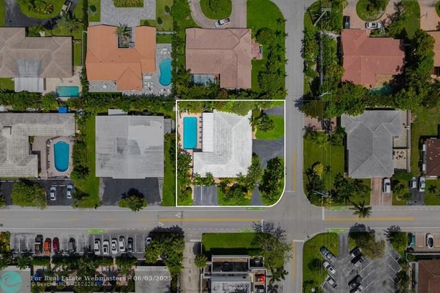 5 of 35 - 2667 Ne 32nd St, Fort Lauderdale, FL