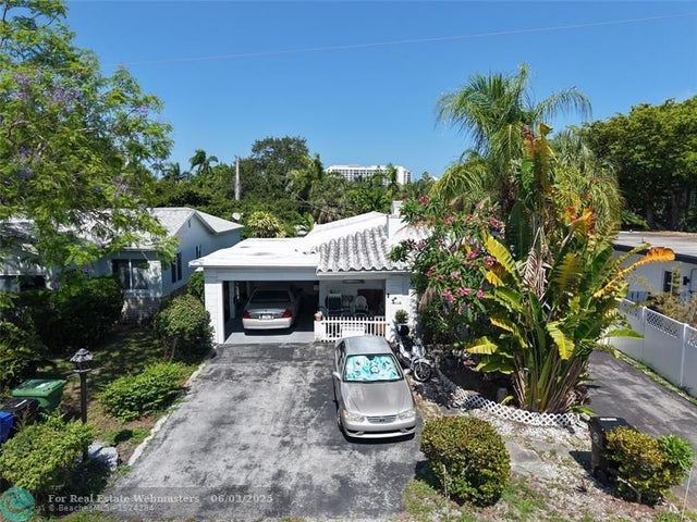 4 of 9 - 1116 Ne 17th Ter, Fort Lauderdale, FL