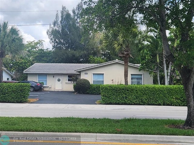 1 of 28 - 3502 Riverside Dr, Coral Springs, FL